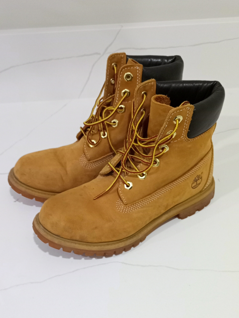 Timberland Women’s Wheat Leather Work Boots - Wheat